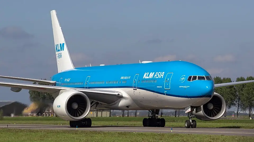KLM Boeing_777 Schiphol Airport Amsterdam